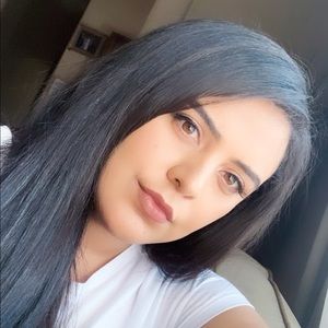 Meet your Posher, Nalli